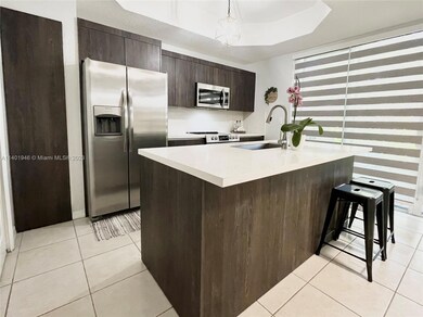 778 SW 107th Ave unit 304, Pembroke Pines, FL 33025 - photo 5