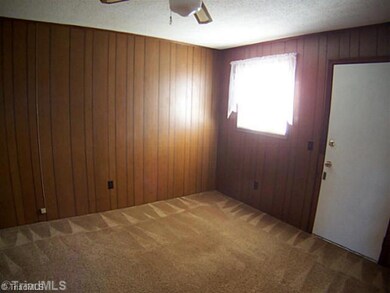 120 Lynn Dr, Archdale, NC 27263 - photo 4