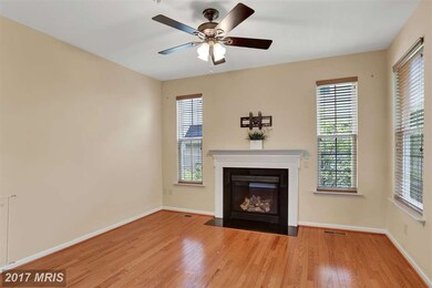 23207 Scholl Manor Way, Clarksburg, MD 20871 - photo 4