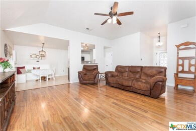 402 Blayton St, Troy, TX 76579 - photo 4