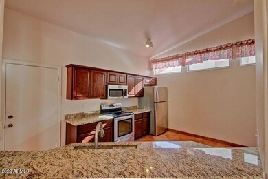 20130614180551270113000000-o