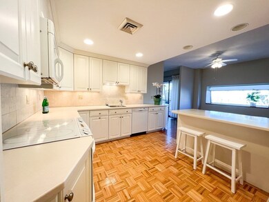 Wellesley Green Condominiums unit 422, Wellesley, MA 02482 - photo 7