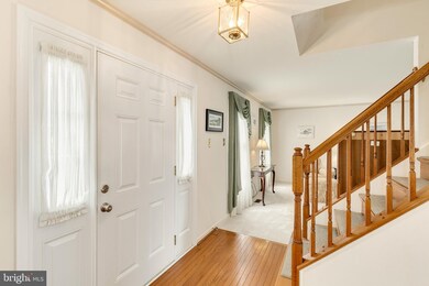 4550 Doncaster Dr, Ellicott City, MD 21043 - photo 5