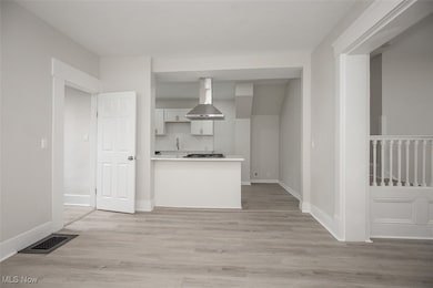 2190 E 86th St, Cleveland, OH 44106 - photo 5