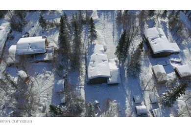 Large level lot