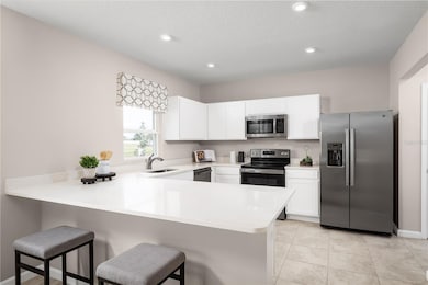 314 Biltmore Blvd, Dundee, FL 33838 - photo 4