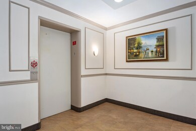 Stratton House unit 506, Arlington, VA 22204 - photo 6