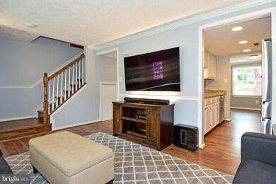 22364 Stablehouse Dr, Sterling, VA 20164 - photo 7