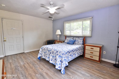 803 Colony Pl