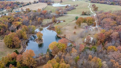 11190 N Varnon School Rd, Hallsville, MO 65255 - photo 4