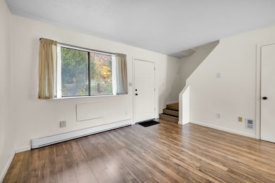 220 Blakeslee St unit 220, Bristol, CT 06010 - photo 4