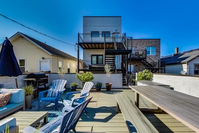 1819 W Augusta Blvd unit 1, Chicago, IL 60622 - photo 2