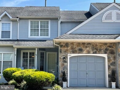 102 Kerry Lynn Ct, Williamstown, NJ 08094 - photo 2