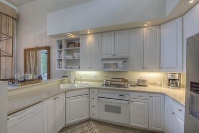 010_Kitchen