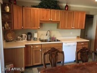 28TH- KITCHEN 4