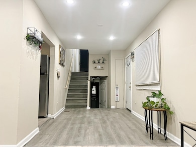 4764 S Shields Ave, Chicago, IL 60609 - photo 5