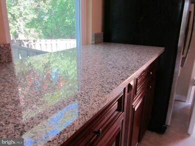 6010 Somerset Rd, Riverdale, MD 20737 - photo 2