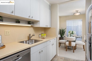 7 Commodore Dr unit A460, Emeryville, CA 94608 - photo 7