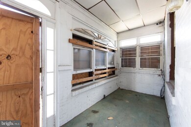 315 N 10th St, Camden, NJ 08102 - photo 5