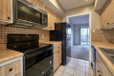 8505 Canterbury Square E, Indianapolis, IN 46260 - photo 3