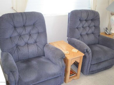 Matching recliners