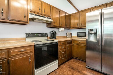 8132 Rochelle Rd, Louisville, KY 40228 - photo 7