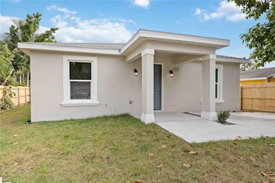 1115 2nd St E, Bradenton, FL 34205 - photo 2