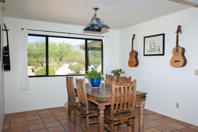 Formal Dining