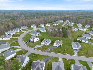 28 Saint Andrews Way unit 28, Londonderry, NH 03053 - photo 2