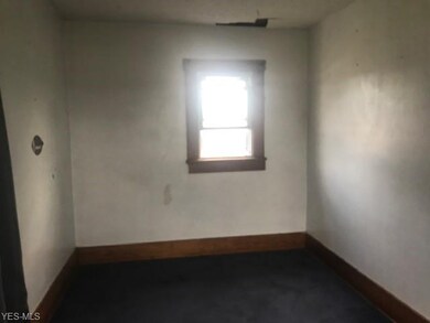 911 Denman Ave, Coshocton, OH 43812 - photo 6