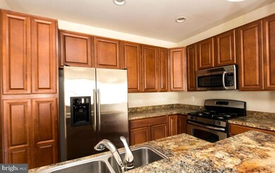 5646 Virginia Ln unit 42, Oxon Hill, MD 20745 - photo 3