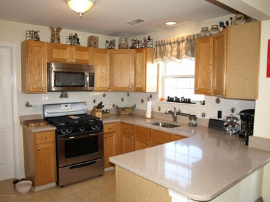 65 Arrowhead Drive 008.JPG