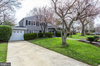 8515 Doter Dr, Alexandria, VA 22308 - photo 4