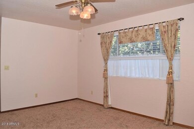 Living Room (4)