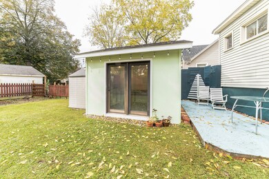 S/he Shed & Patio