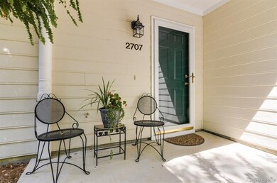2207 Tiergarten Lane - Main entry.