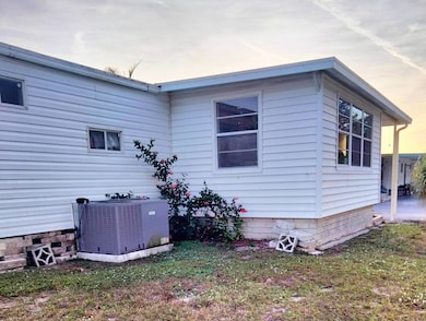 66029 Stratford Rd unit 29, Pinellas Park, FL 33782 - photo 2