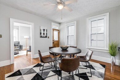 2022-03-29 1097 Summit St 14