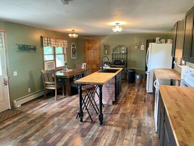 Kitchen with center island