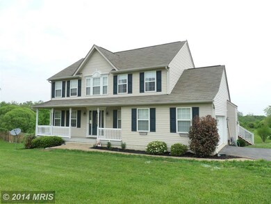 496 Pinnacle Dr, Bunker Hill, WV 25413 - photo 4