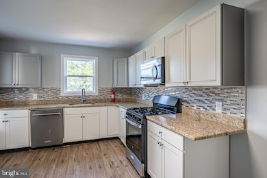 18 W Vine St, Pottstown, PA 19464 - photo 5