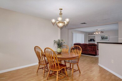 17826 N Palo Verde Dr, Sun City, AZ 85373 - photo 6