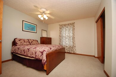 1161 Reed Circle Dr, Columbus, OH 43224 - photo 5