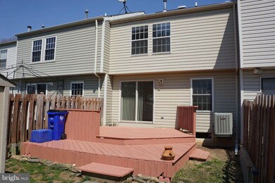 1548 Saint Lawrence Ct, Frederick, MD 21701 - photo 5