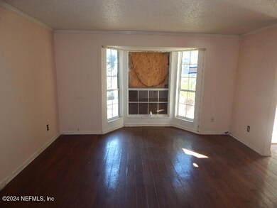 living room (2)