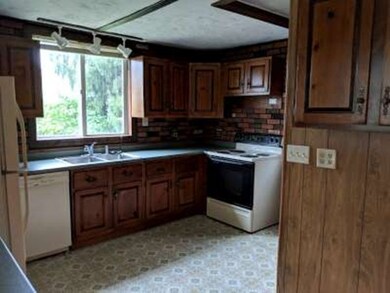 151 Pelham Island Rd unit 1, Wayland, MA 01778 - photo 2