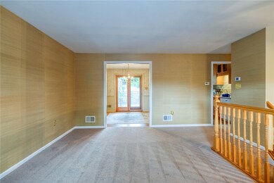 154 Curry St, Turtle Creek, PA 15145 - photo 4