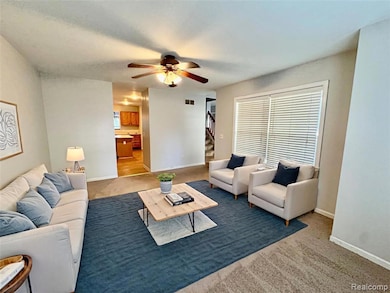 911 Old Hickory Ln, Lake Orion, MI 48362 - photo 4