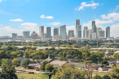 3613 Crandon St, Houston, TX 77026 - photo 4