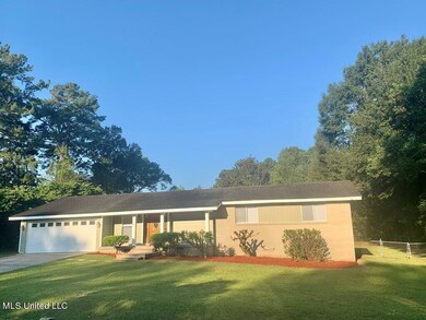 3718 University Ave, Laurel, MS 39440 - photo 2